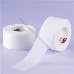 3M Transpore White nesterils, neausta materiāla plāksteris rullī.