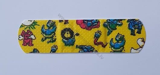 Plāksteris PE Kids ar saliņu, zvēriņi, 19x72mm, sterils. Iepakojumā 100 gabali