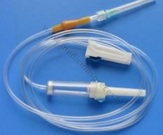 intravenoza-sistema-luer-lock-slirce-adatas-sistemas-iv-katetri-sistemas-kina-medcinaspreces.lv